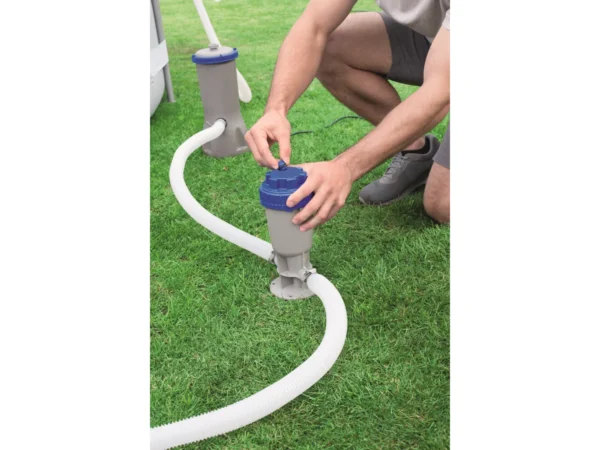 Автоматичен дозатор за хлорни таблетки Bestway Flowclear AquaFeed – монтаж на маркуча