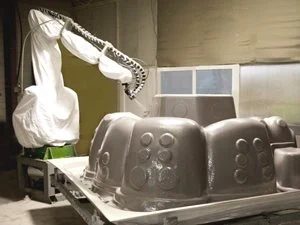 Роботизирано производство на школката на џакузијата Wellis