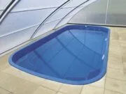 Басейн под отворена секция