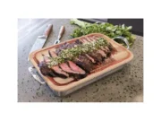 Тава за грил Char-Broil Grill+ с дъска 43 × 23,5 см – с печено месо