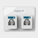 Дозираща система Orpheo VP с две помпи на бяла монтажна плоча