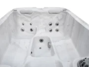Tetiere și duze pentru spate în jacuzzi Emerald Basic, prim-plan