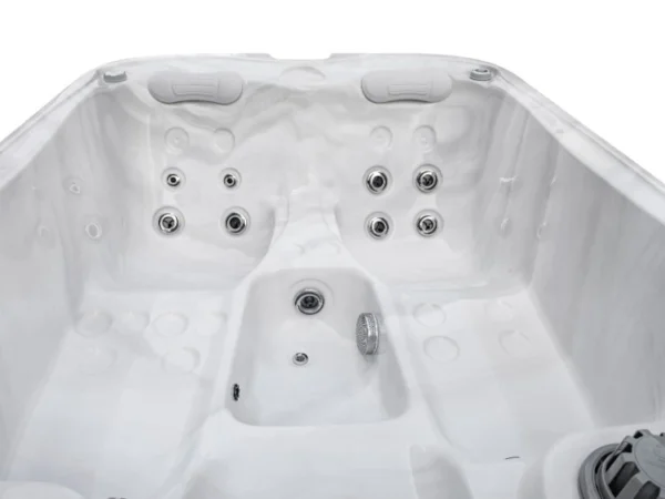 Tetiere și duze pentru spate în jacuzzi Emerald Basic, prim-plan