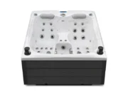 Șezlongurile și duzele din jacuzzi Emerald, culoarea Marble alb, vedere din față