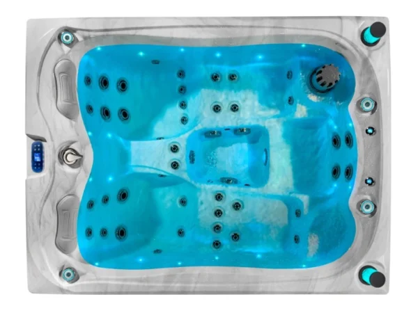 Jacuzzi Emerald umplut în marmură albă, văzut de sus – apa este iluminată în albastru