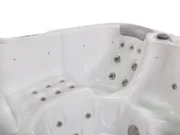 Düsen an Sitzfläche und Rückenlehne im Whirlpool Jupiter, Nahaufnahme