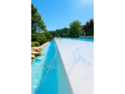 Piscină cu margine cu preaplin și finisaj de marmură albă din liner armat Cefil Victoria Bianco