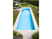 Langer Pool mit armierter Poolfolie Cefil Onyx Hawaii