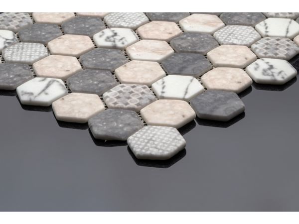Hexagonal glass-ceramic mosaic for bathroom Pernice – cladding example
