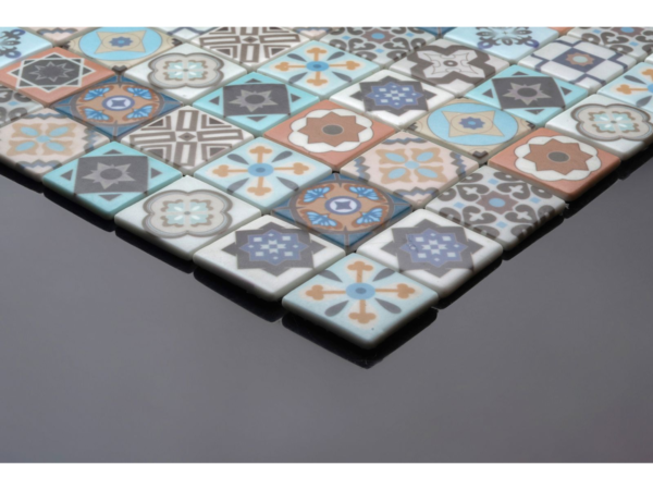 Patterned glass-ceramic mosaic for bathroom Úbeda – cladding example