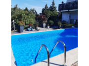 Стълба от неръждаема стомана в стиропорен басейн Poolsana